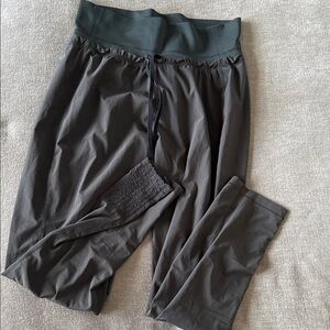 Athleta Grey Performance Leggings